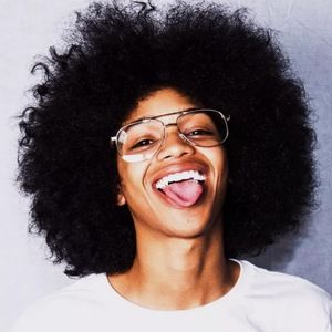 Meet your Posher, Gabrielle